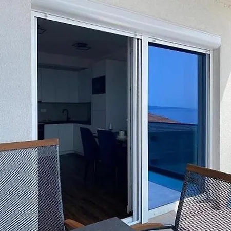 Διαμέρισμα In With Sea View, Balcony, Air Conditioning, Wifi 5118-4 *